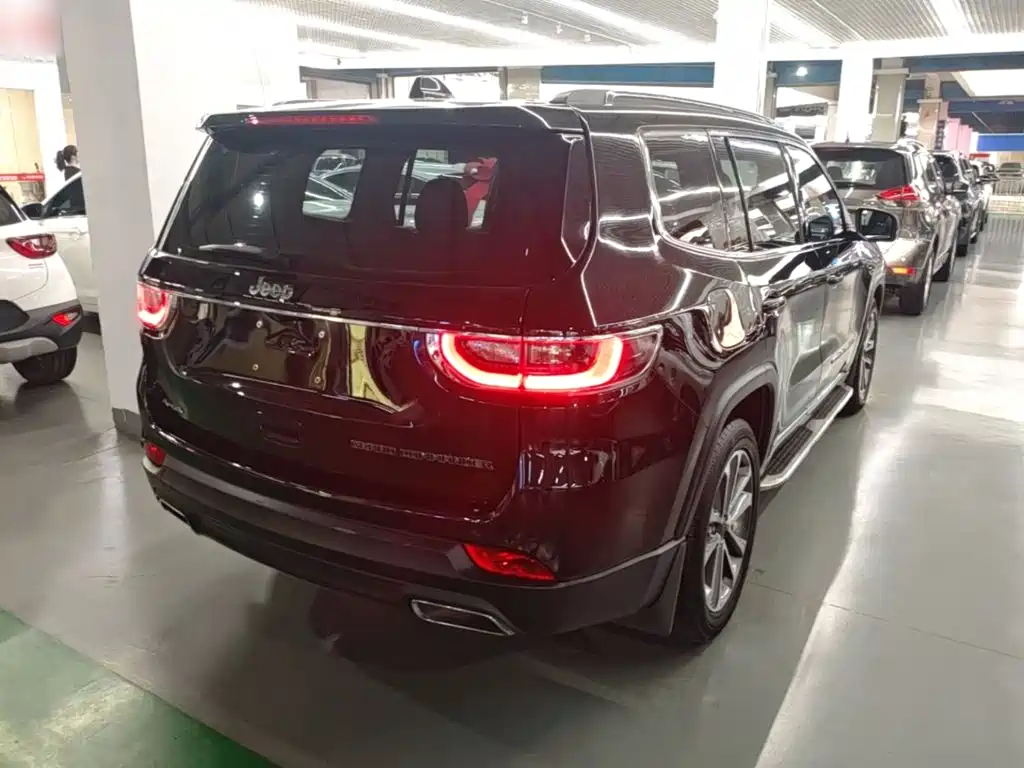Jeep Grand Commander 2021 — фото 7