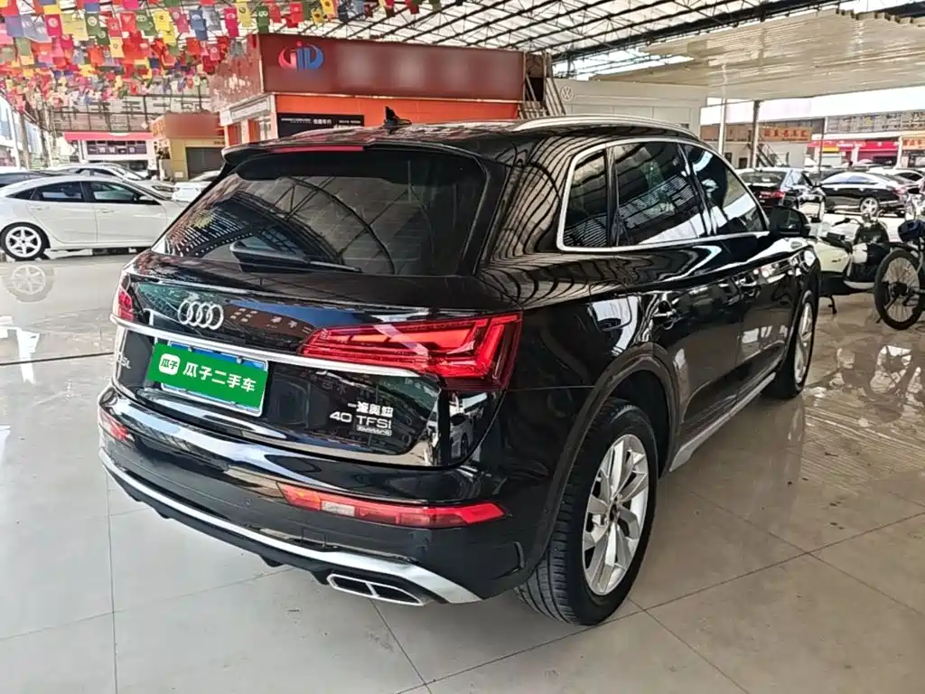 Audi Q5L 2021 — фото 7