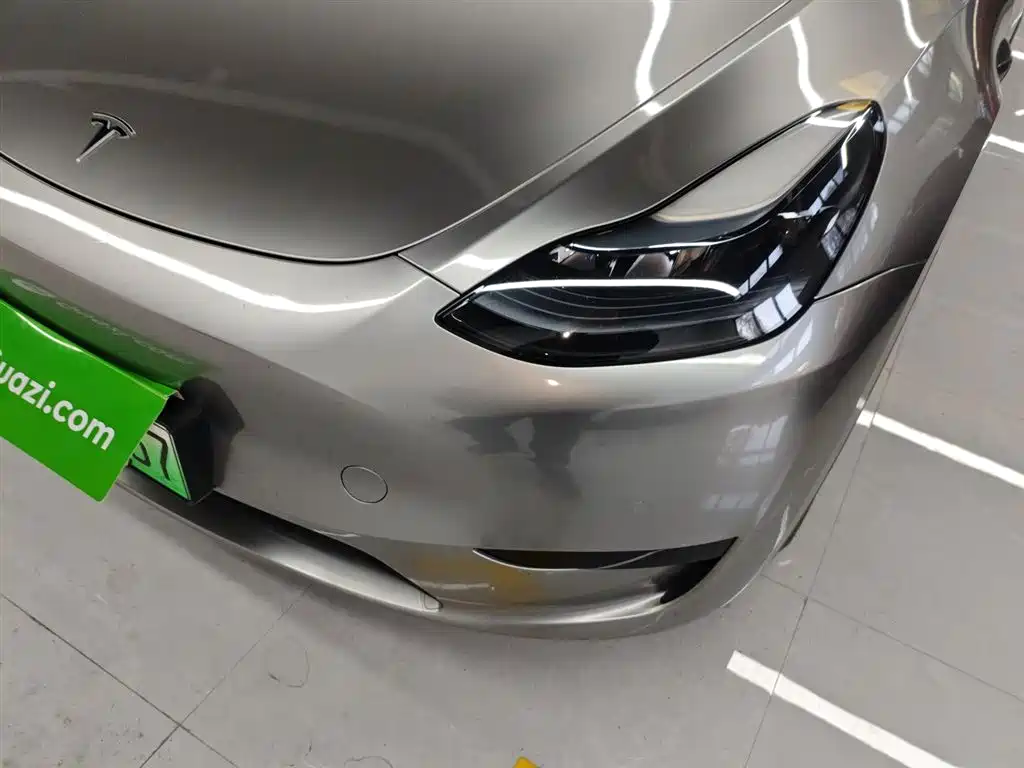 Tesla Model Y 2023 — фото 15