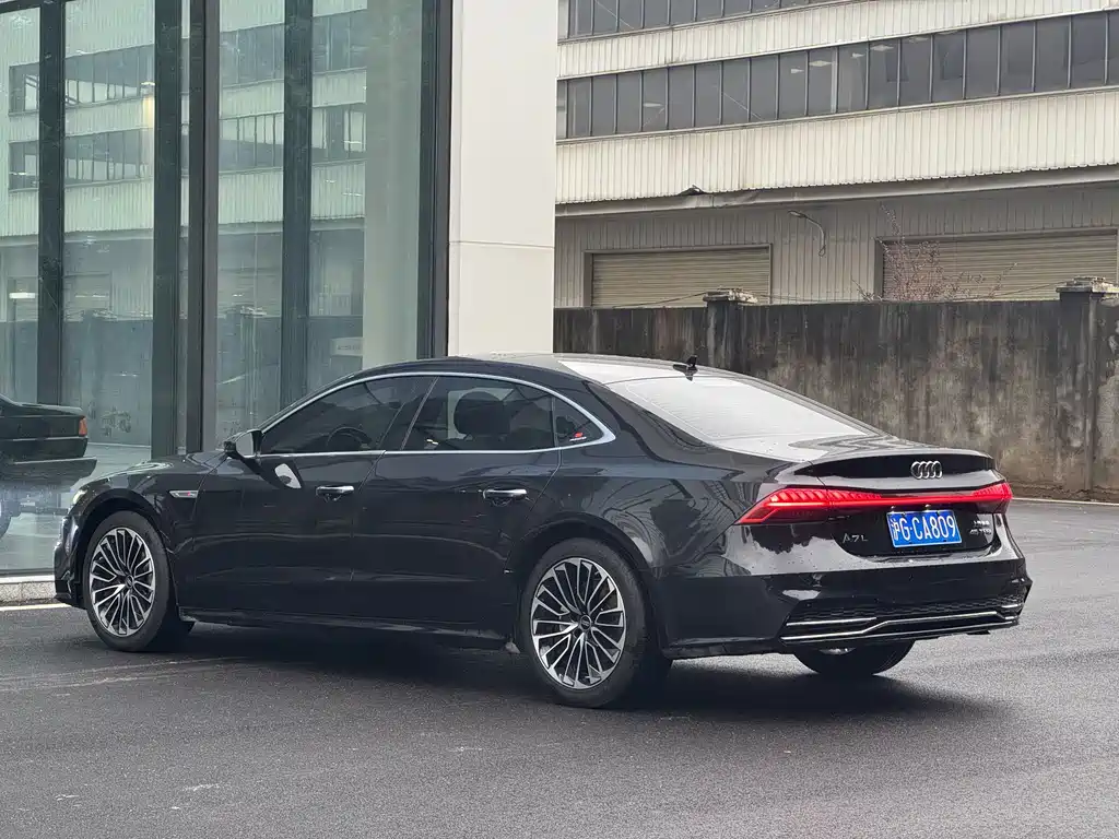 Audi A7L 2024 — фото 4