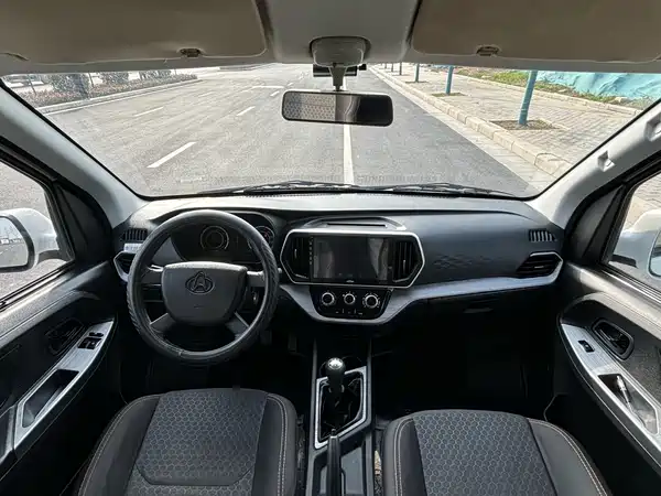 Changan Ruixing M60 2024