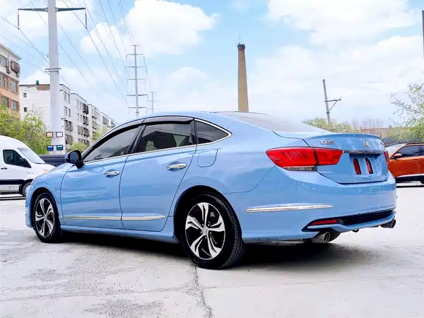 Honda Spirior 2015