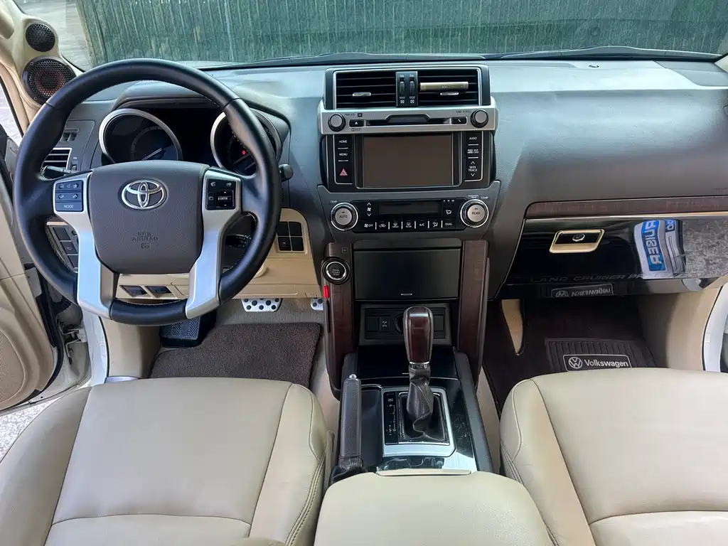 Toyota Prado 2016 — фото 13