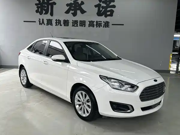 Ford Escort 2016