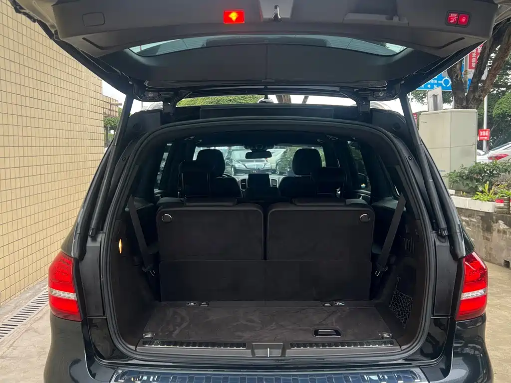 Mercedes-Benz GLS 2019 — фото 14