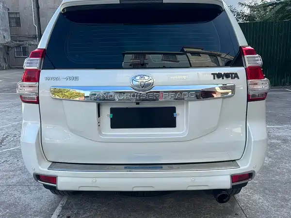 Toyota Prado 2016