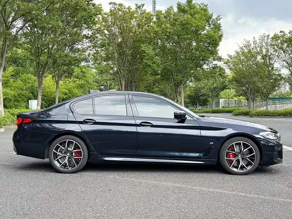 BMW 5 Series 2022