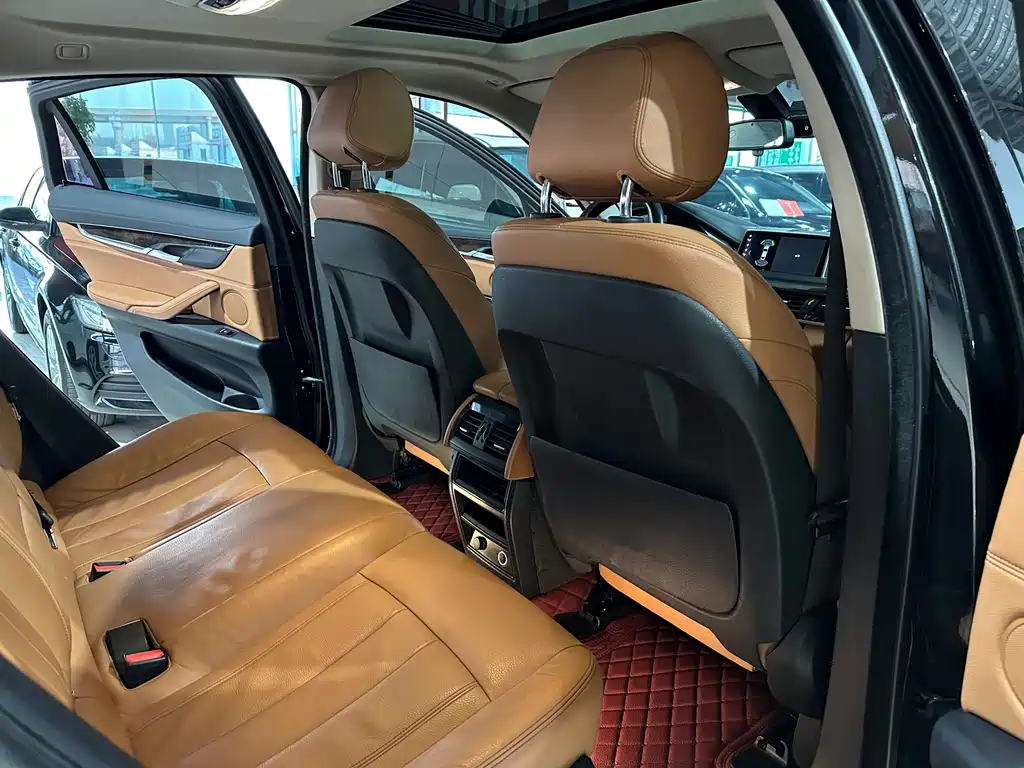 BMW X6 2018 — фото 15