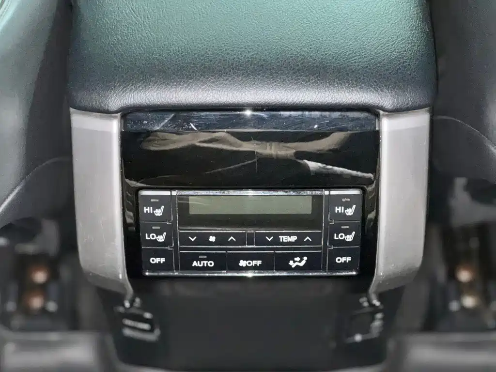 Toyota Prado 2018 — фото 12
