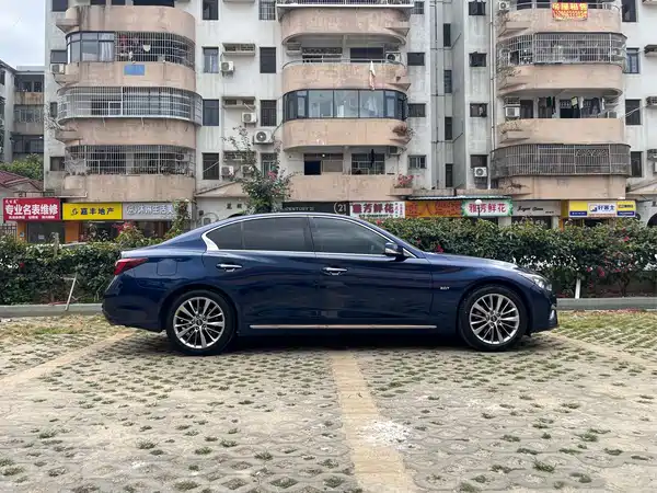 Infiniti Q50L 2018