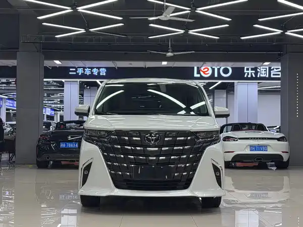 Toyota Alphard 2023
