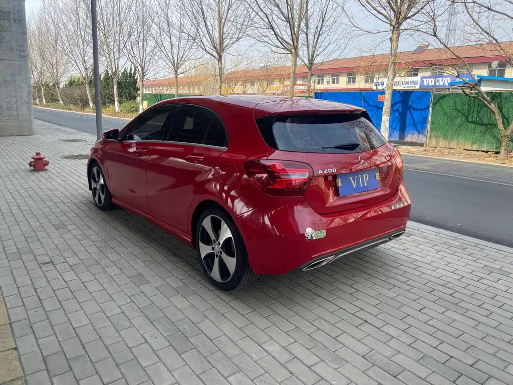 Mercedes-Benz A-Class 2017 — фото 2