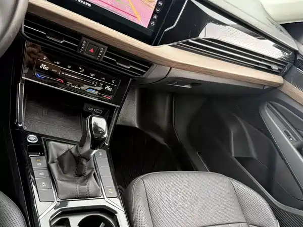 Volkswagen Passat 2021