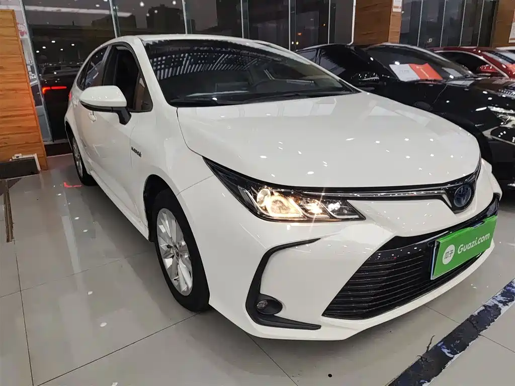 Toyota Corolla 2021 — фото 20