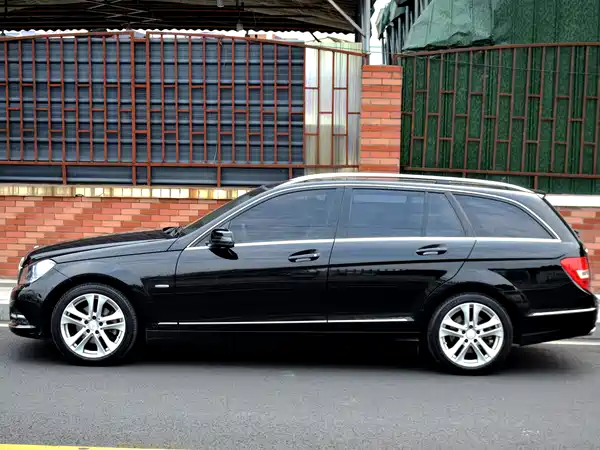 Mercedes-Benz C-Class 2012