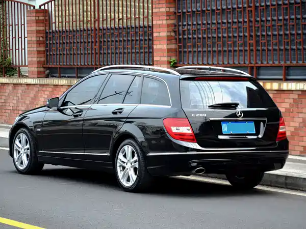Mercedes-Benz C-Class 2012
