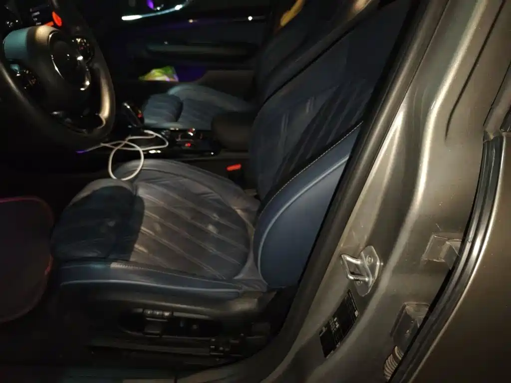 MINI Clubman 2020 — фото 11