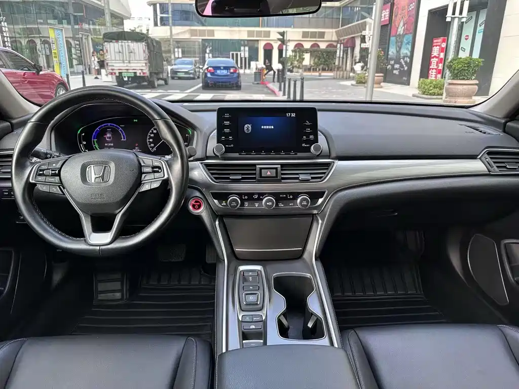 Honda Accord 2020 — фото 12
