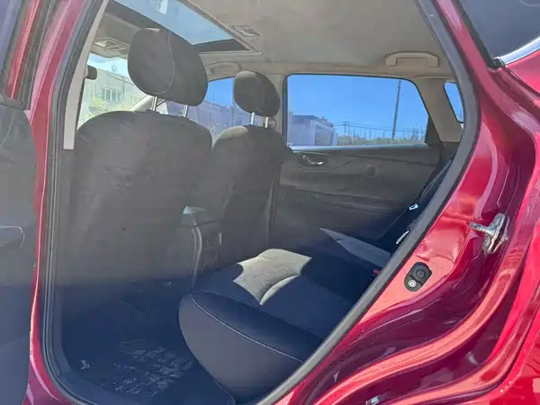 Nissan Tiida 2018