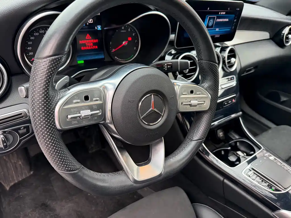 Mercedes-Benz C-Class 2019 — фото 16