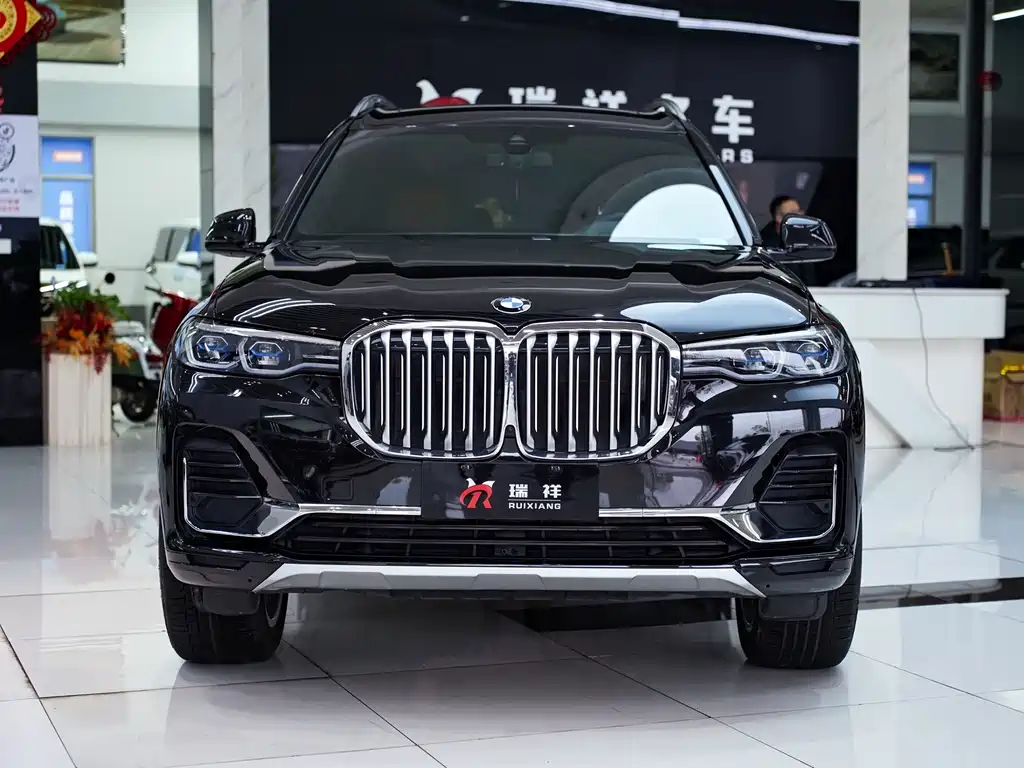 BMW X7 2021 — фото 2