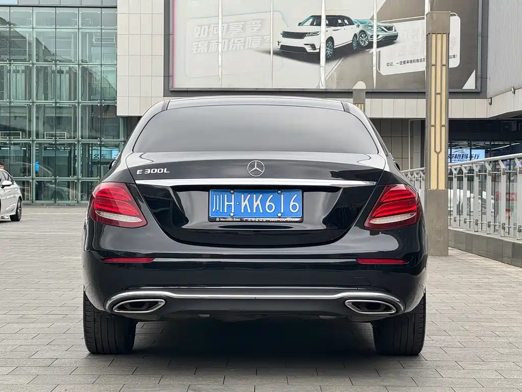 Mercedes-Benz E-Class 2019 — фото 8