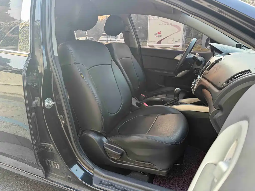 Kia Forte 2014 — фото 12