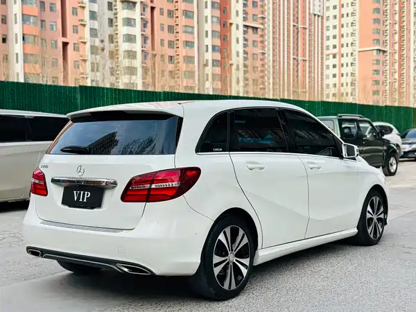 Mercedes-Benz B-Class 2015