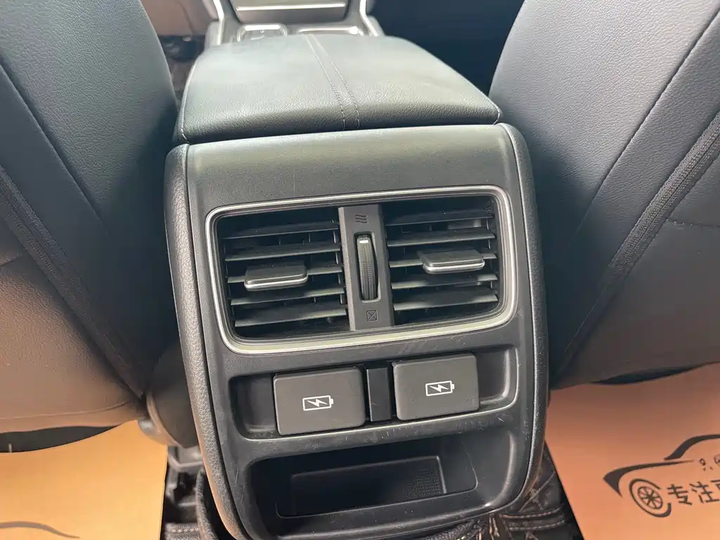 Honda Accord 2023 — фото 17