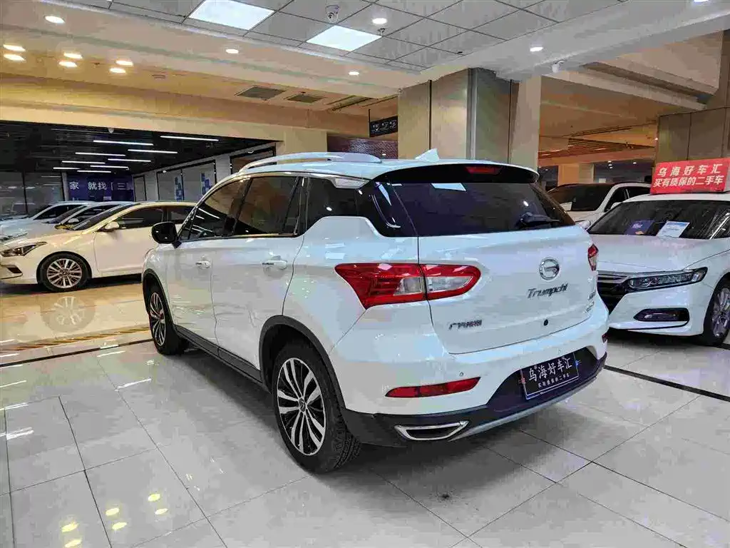 GAC Trumpchi GS4 2016 — фото 11