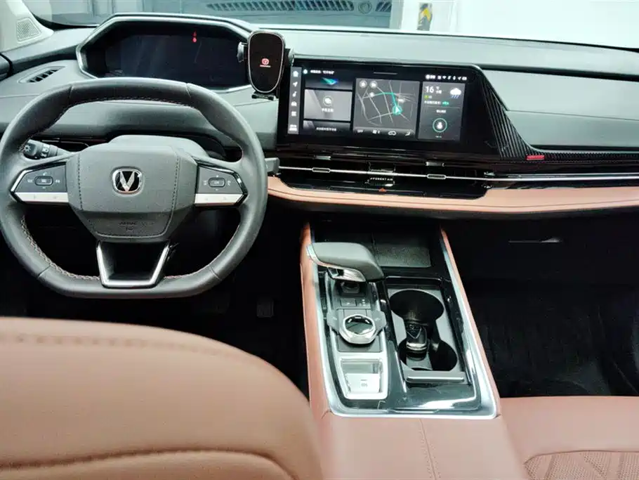 Changan CS55PLUS 2024 — фото 12