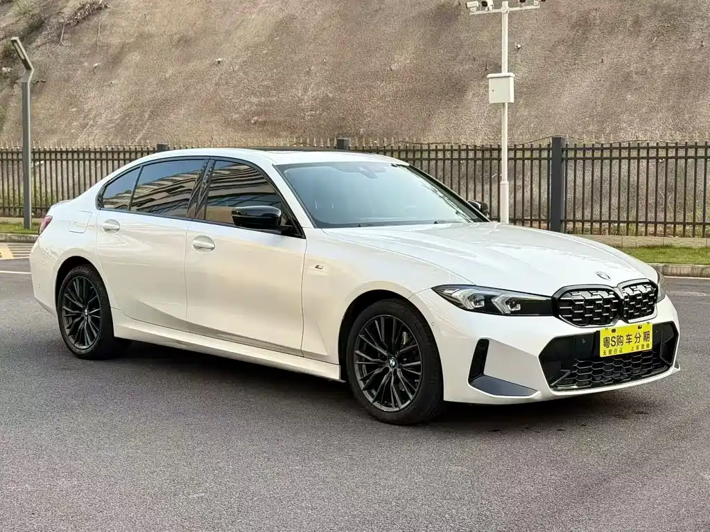 BMW 3 Series 2024