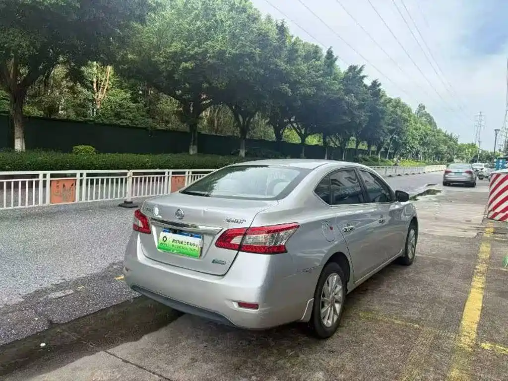 Nissan Sylphy 2013