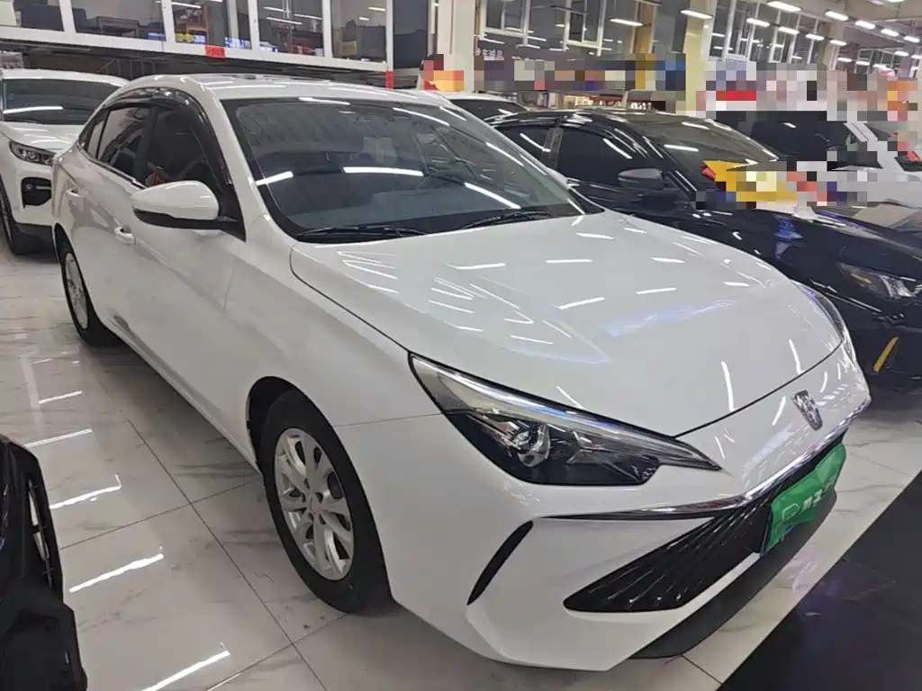 Roewe i5 2025