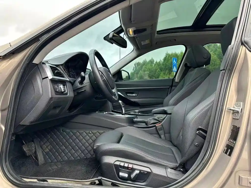 BMW 3 Series GT 2018