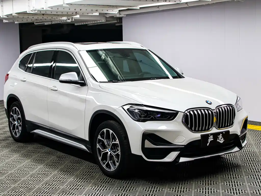 BMW X1 2022 — фото 3