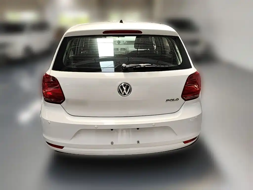 Volkswagen Polo 2017 — фото 10