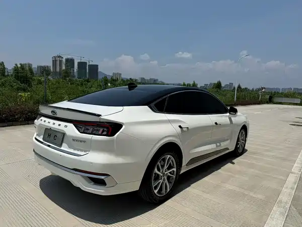 Ford Mondeo 2022