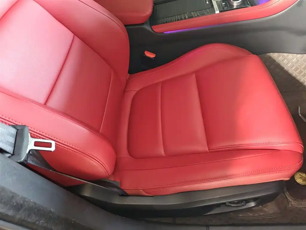 Jaguar XFL 2022 — фото 17