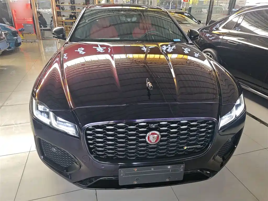 Jaguar XFL 2022 — фото 19