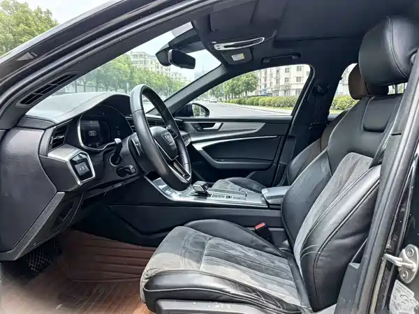 Audi A6L 2020