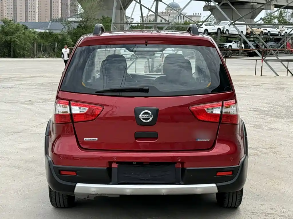 Nissan Livina 2014