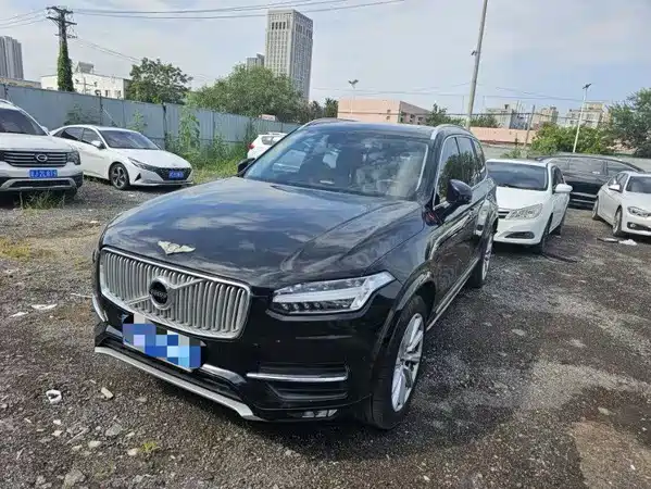 Volvo XC90 2019