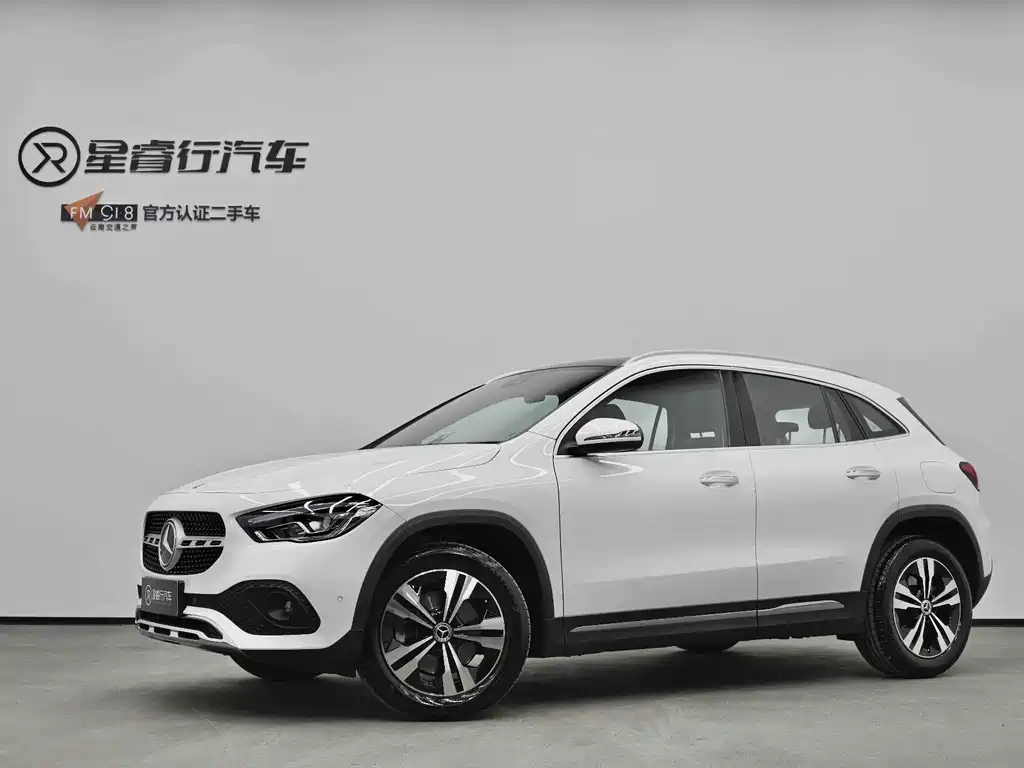 Mercedes-Benz GLA 2023 — фото 1