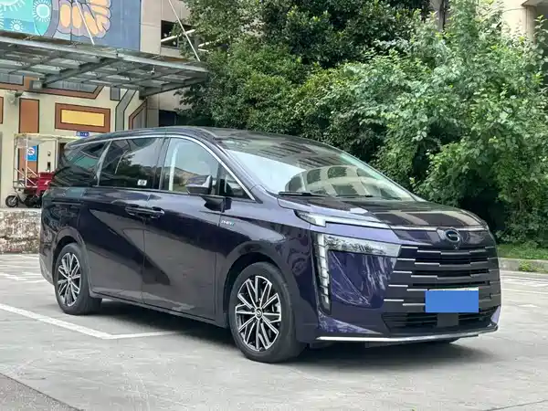 GAC Trumpchi E8 PHEV 2023