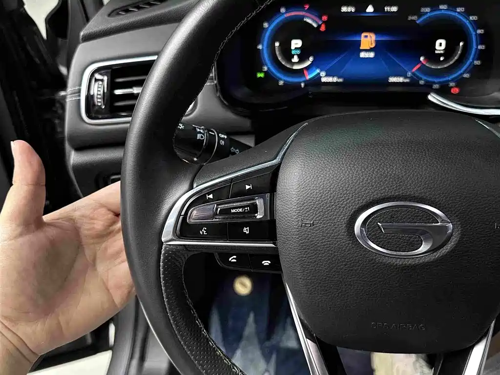 GAC Trumpchi GS8 2021 — фото 17
