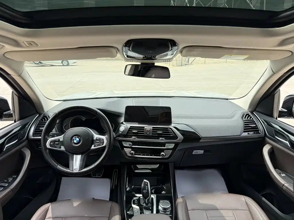 BMW X3 2018 — фото 9