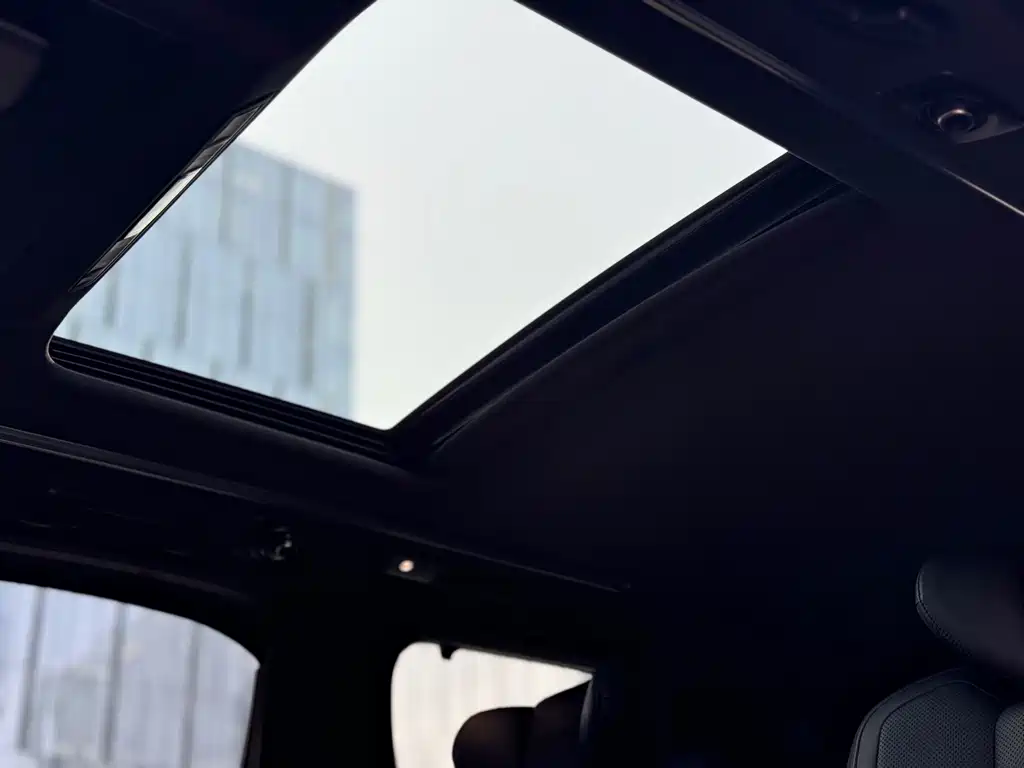 Toyota Alphard 2020 — фото 12