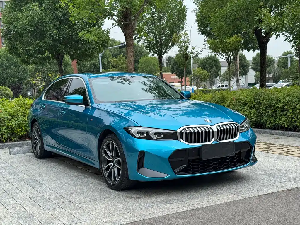BMW 3 Series 2023