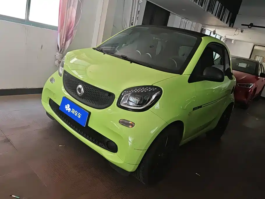 smart fortwo 2017 — фото 1